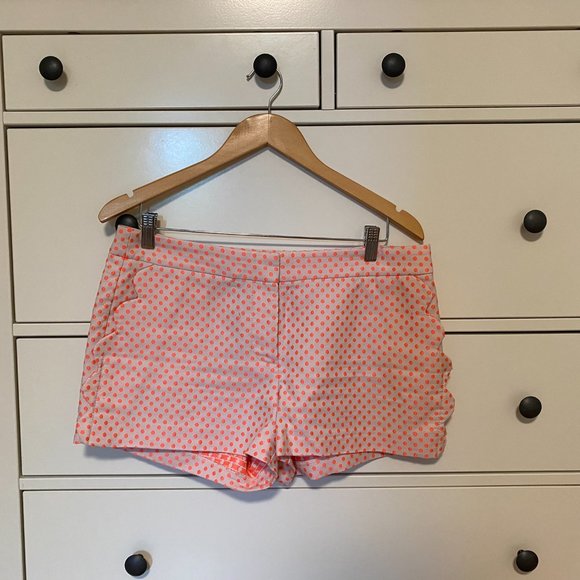 J.Crew Scallop-pocket short in polka dot, size 8 - Picture 2 of 3